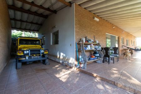 Casa para alugar com 2250m², 5 quartos e 6 vagasÁrea Externa