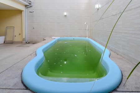 Casa para alugar com 240m², 2 quartos e 2 vagasQuintal