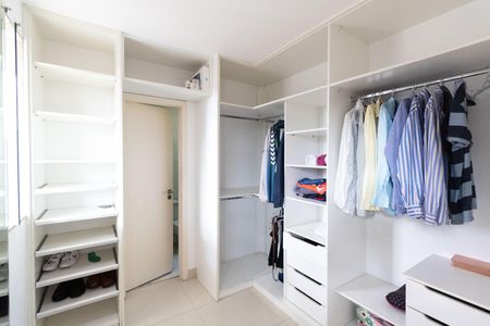 Casa para alugar com 240m², 2 quartos e 2 vagasCloset da Suíte 2