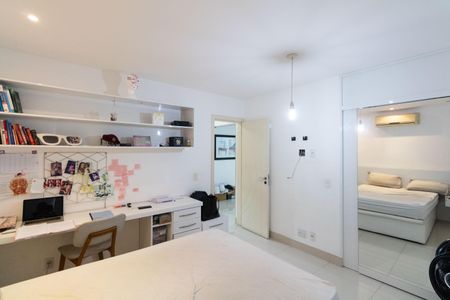 Casa para alugar com 240m², 2 quartos e 2 vagasSuíte 1