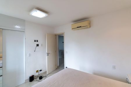 Casa para alugar com 240m², 2 quartos e 2 vagasSuíte 2