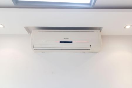 Casa para alugar com 240m², 2 quartos e 2 vagasSala