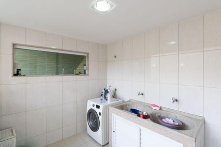 Casa para alugar com 240m², 2 quartos e 2 vagasÁrea de Serviço