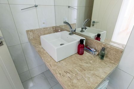 Casa para alugar com 240m², 2 quartos e 2 vagasBanheiro da Suíte 2