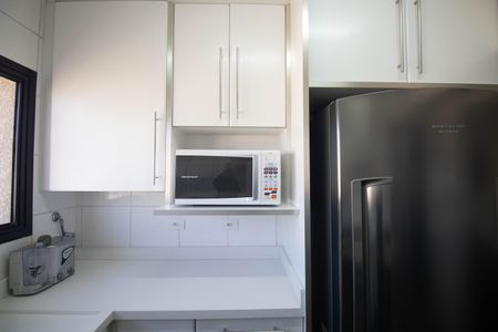 Apartamento à venda com 271m², 3 quartos e 4 vagas Apartamento à venda com 271m², 3 quartos e 4 vagasCozinha 2