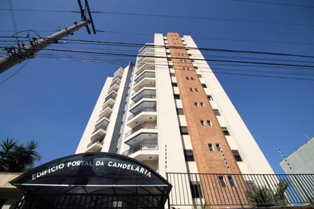 Apartamento à venda com 271m², 3 quartos e 4 vagas Apartamento à venda com 271m², 3 quartos e 4 vagasFachada