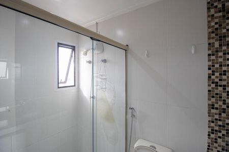 Apartamento à venda com 271m², 3 quartos e 4 vagas Apartamento à venda com 271m², 3 quartos e 4 vagasBanheiro da Suíte 2