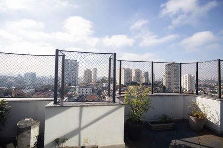 Apartamento à venda com 271m², 3 quartos e 4 vagas Apartamento à venda com 271m², 3 quartos e 4 vagasQuintal