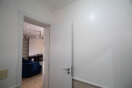 Apartamento à venda com 271m², 3 quartos e 4 vagas Apartamento à venda com 271m², 3 quartos e 4 vagasLavabo 1