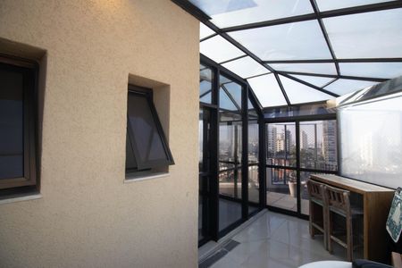 Apartamento à venda com 271m², 3 quartos e 4 vagas Apartamento à venda com 271m², 3 quartos e 4 vagasSpa