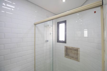 Apartamento à venda com 271m², 3 quartos e 4 vagas Apartamento à venda com 271m², 3 quartos e 4 vagasBanheiro da Suíte 1