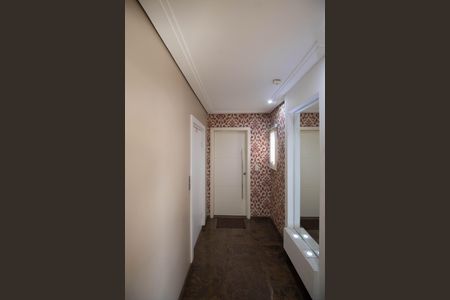 Apartamento à venda com 271m², 3 quartos e 4 vagas Apartamento à venda com 271m², 3 quartos e 4 vagasHall de entrada