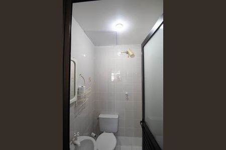 Apartamento à venda com 271m², 3 quartos e 4 vagas Apartamento à venda com 271m², 3 quartos e 4 vagasBanheiro de serviço