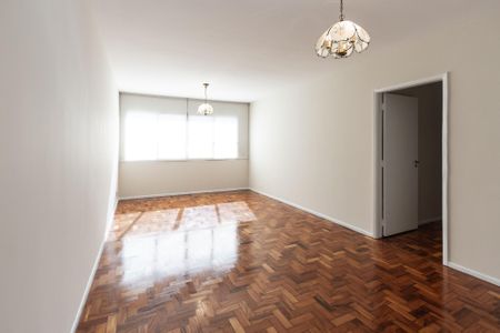 Apartamento à venda com 89m², 3 quartos e 1 vaga Apartamento à venda com 89m², 3 quartos e 1 vagaSala