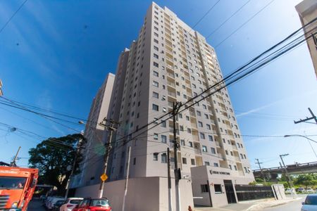 Apartamento para alugar com 46m², 2 quartos e sem vaga Apartamento para alugar com 46m², 2 quartos e sem vagaFachada