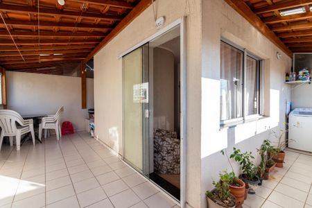 Apartamento à venda com 110m², 3 quartos e sem vaga Apartamento à venda com 110m², 3 quartos e sem vagaCobertura