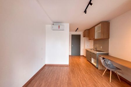 Studio para alugar com 28m², 1 quarto e sem vaga Studio para alugar com 28m², 1 quarto e sem vagaStudio