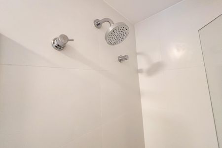 Studio para alugar com 28m², 1 quarto e sem vaga Studio para alugar com 28m², 1 quarto e sem vagaBanheiro