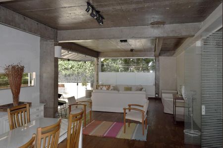 Apartamento à venda com 74m², 2 quartos e 2 vagasÁrea comum - Salão de Festas