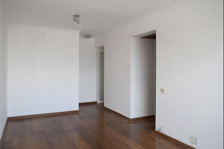 Apartamento à venda com 74m², 2 quartos e 2 vagasSala