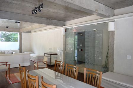 Apartamento à venda com 74m², 2 quartos e 2 vagasÁrea comum - Salão de Festas