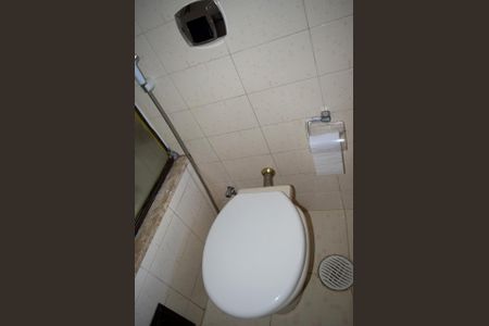 Apartamento à venda com 74m², 2 quartos e 2 vagasBanheiro