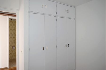 Apartamento à venda com 74m², 2 quartos e 2 vagasQuarto 1