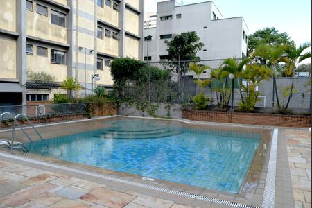 Apartamento à venda com 74m², 2 quartos e 2 vagasÁrea comum - Piscina