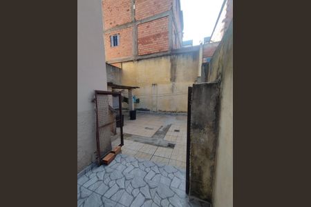 Casa à venda com 120m², 2 quartos e 2 vagasQuintal