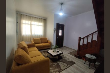 Casa à venda com 120m², 2 quartos e 2 vagasSala