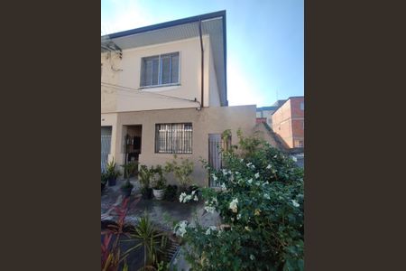 Casa à venda com 120m², 2 quartos e 2 vagasFachada da Casa