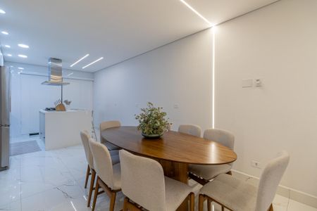 Casa à venda com 144m², 3 quartos e 2 vagasSala e Cozinha