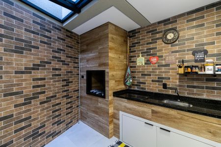 Casa à venda com 144m², 3 quartos e 2 vagasÁrea de Serviço e Churrasqueira