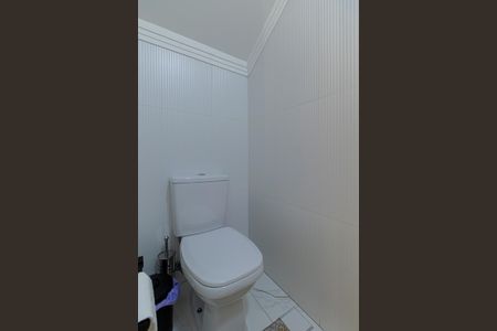 Casa à venda com 144m², 3 quartos e 2 vagasLavabo