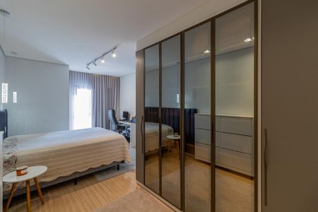 Casa à venda com 144m², 3 quartos e 2 vagasSuíte 1