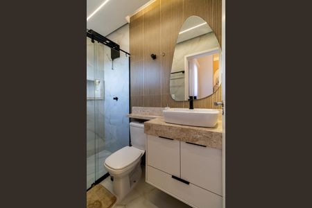 Casa à venda com 144m², 3 quartos e 2 vagasBanheiro Suíte 3