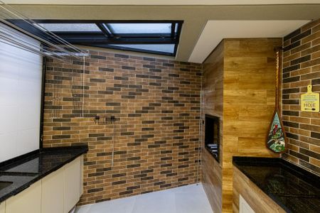 Casa à venda com 144m², 3 quartos e 2 vagasÁrea de Serviço e Churrasqueira