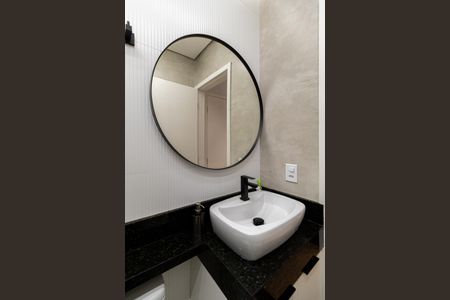 Casa à venda com 144m², 3 quartos e 2 vagasBanheiro Suíte 2