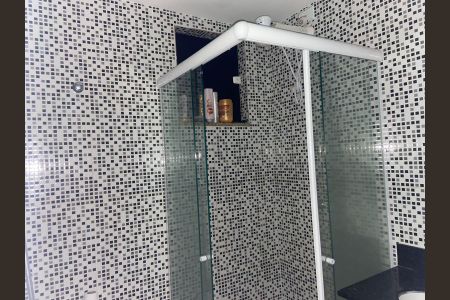 Apartamento à venda com 70m², 2 quartos e sem vaga Apartamento à venda com 70m², 2 quartos e sem vagaBanheiro Social