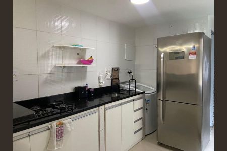 Apartamento à venda com 70m², 2 quartos e sem vaga Apartamento à venda com 70m², 2 quartos e sem vagaCozinha