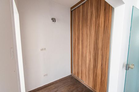 Apartamento à venda com 42m², 1 quarto e sem vaga Apartamento à venda com 42m², 1 quarto e sem vagaCorredor
