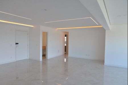 Apartamento à venda com 165m², 3 quartos e 2 vagasSala