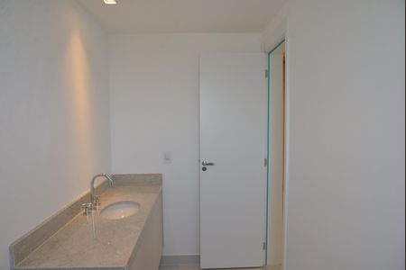 Apartamento à venda com 165m², 3 quartos e 2 vagasBanheiro da Suíte 1