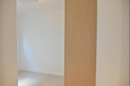 Apartamento à venda com 165m², 3 quartos e 2 vagasSuíte 2
