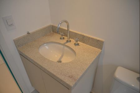 Apartamento à venda com 165m², 3 quartos e 2 vagasBanheiro da Suíte 2