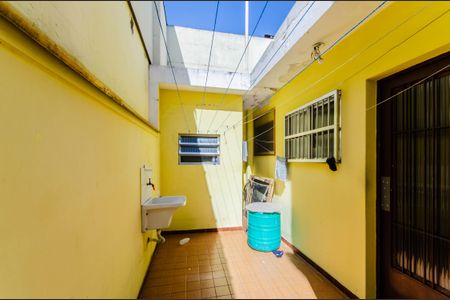 Casa à venda com 146m², 3 quartos e 1 vaga Casa à venda com 146m², 3 quartos e 1 vagaQuintal