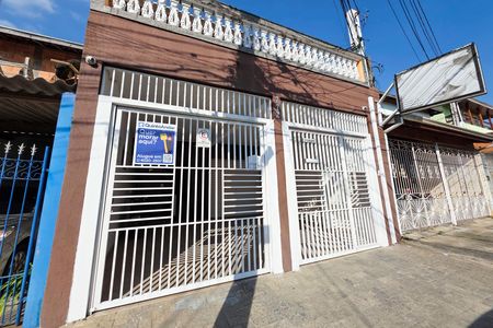 Casa para alugar com 100m², 1 quarto e 1 vaga Casa para alugar com 100m², 1 quarto e 1 vagaFachada