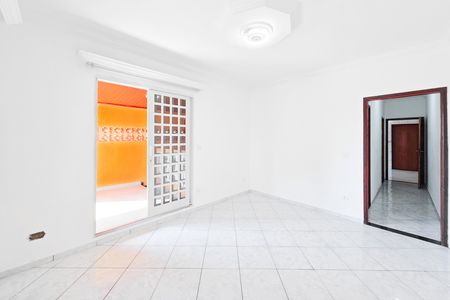 Casa para alugar com 100m², 1 quarto e 1 vaga Casa para alugar com 100m², 1 quarto e 1 vagaSala