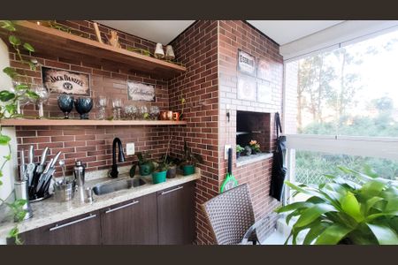 Apartamento à venda com 143m², 4 quartos e 3 vagas Apartamento à venda com 143m², 4 quartos e 3 vagasVaranda Sala de Jantar