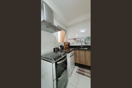 Apartamento à venda com 143m², 4 quartos e 3 vagas Apartamento à venda com 143m², 4 quartos e 3 vagasCozinha